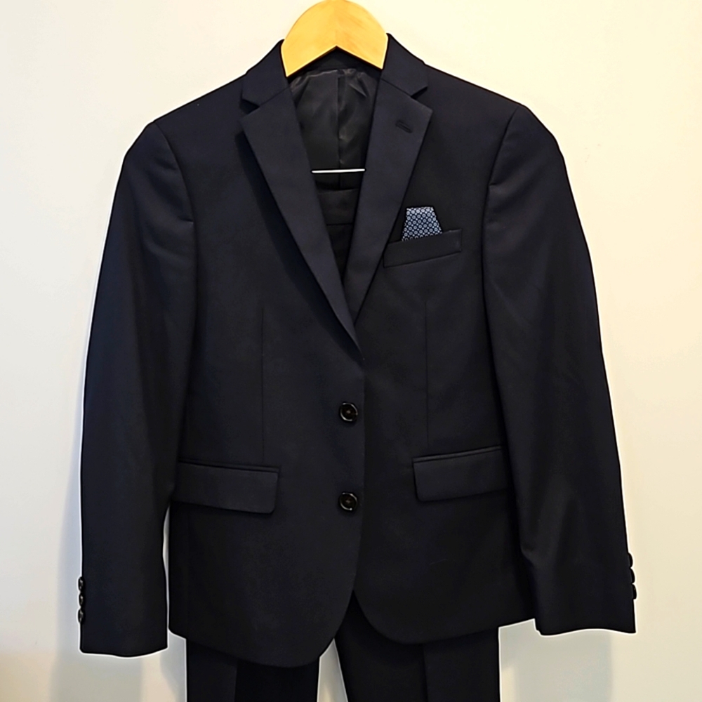 Boy's Ralph Lauren 2 piece suit. Black, size 12R